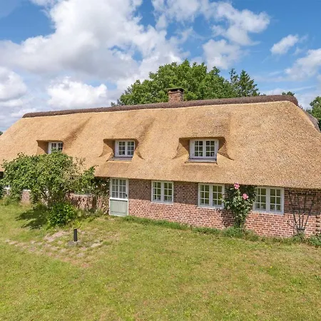 Shenoa - 15km From The Sea In Western Jutland By Interhome *